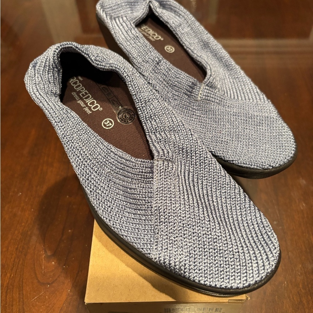 Arcopedico Women's Slate blue Knit Flats size 37 EU